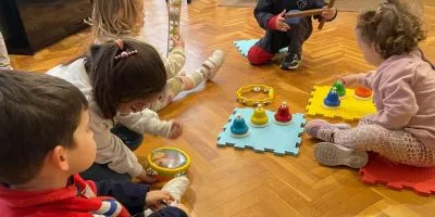 Sensibilització a la música per a infants de 3 a 6 anys